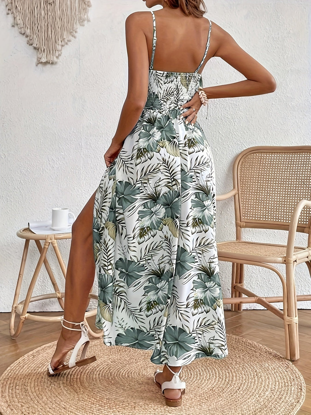 Avery™ - Elegant Floral Dress