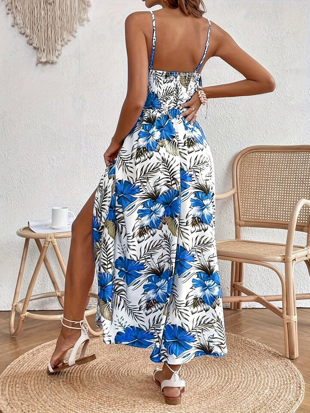 Avery™ - Elegant Floral Dress