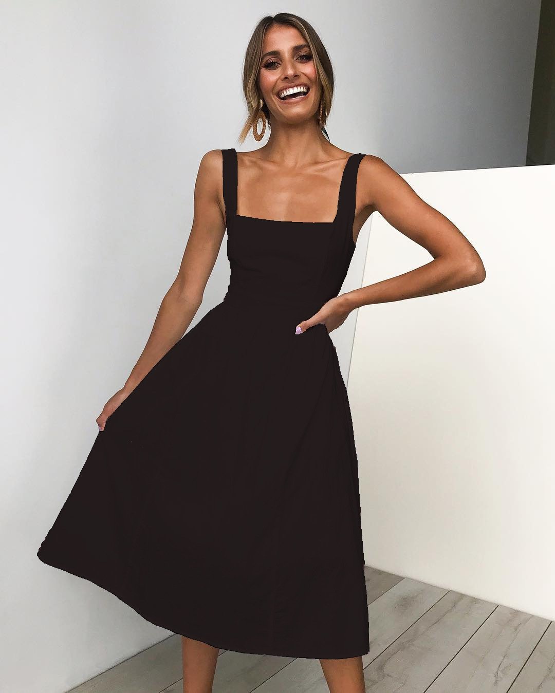 Aria™ - Timeless Square Neck Dress
