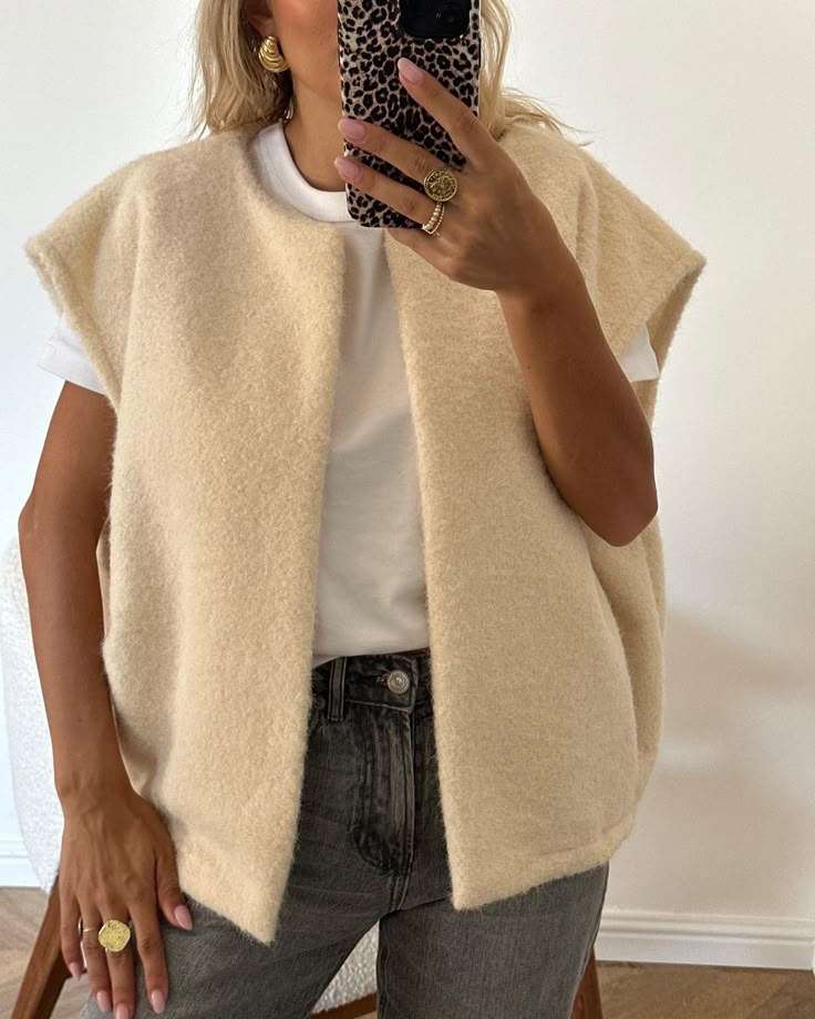 Abigail™ - Premium Comfortable Vest