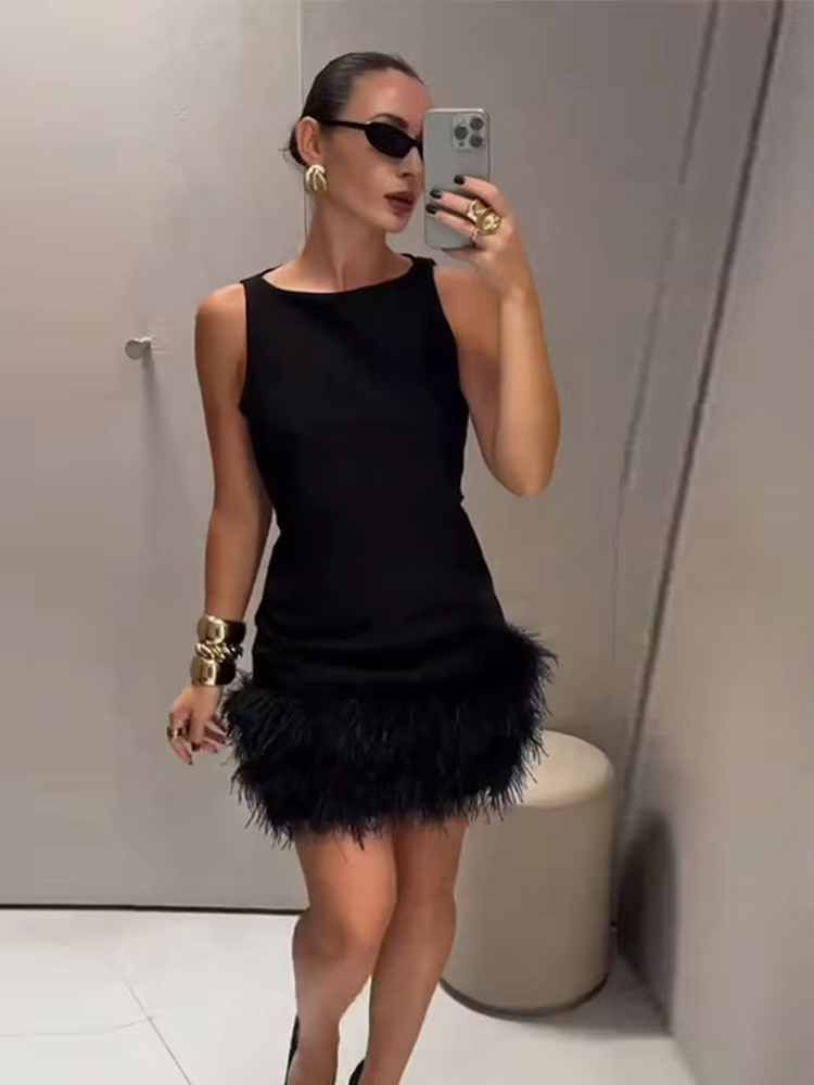 Sophia™ - Stylish Sleeveless Short Dress