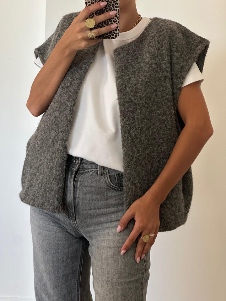 Abigail™ - Premium Comfortable Vest